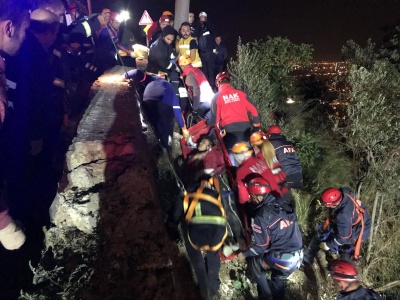 Uludağ Yolunda Uçuruma Düşen Genci Kurtarma Operasyonu