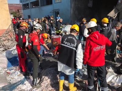 Gürsu'daki Patlama Meydana Gelen Fabrikada Kurtarma Operasyonu